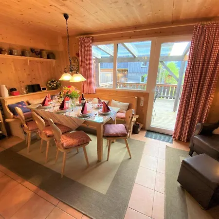 Uriges Auf über 1250m +dampfbad +netflix!
