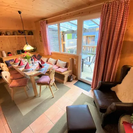 Uriges Auf Ueber 1250m +dampfbad +netflix! * Hohentauern
